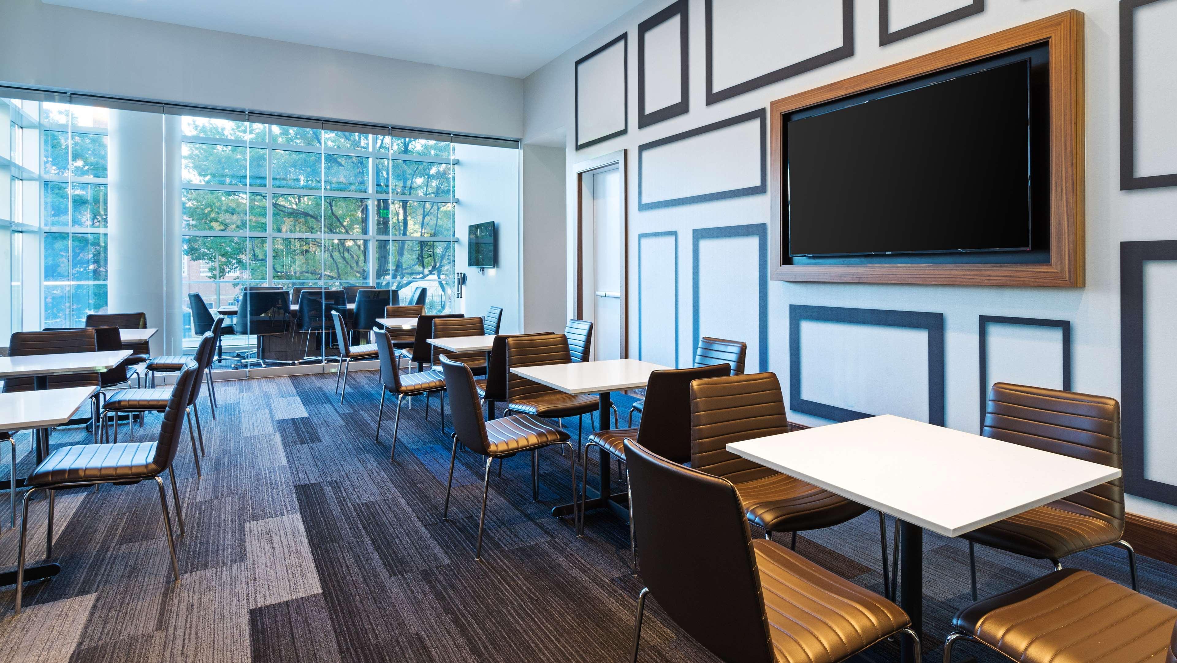 Hyatt House Washington Dc/The Wharf Hotel Exterior photo